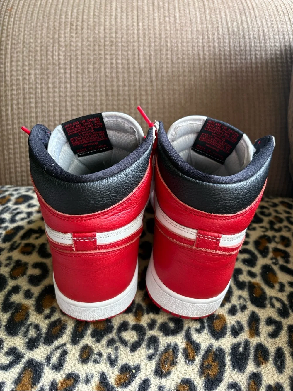 Air Jordan 1 Retro High OG Heritage Red White 555088-161 Size 7 Men's